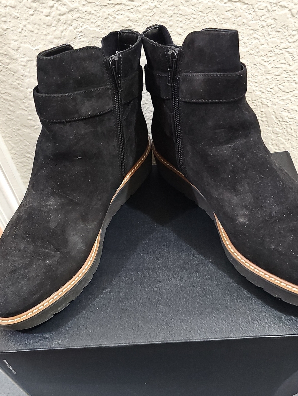 Women's  Black Suede Ankle Boots - Zip Side Casual Chelsea Size 9